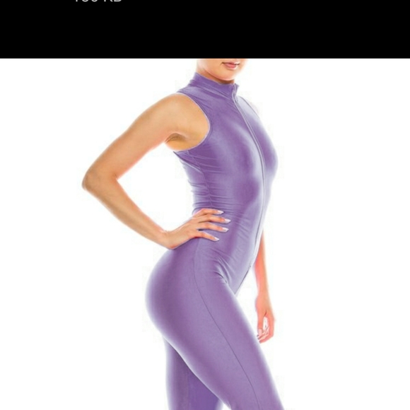 FITNESS FASHIONESTA wear halter/ mock 🐢 neck - Picture 1 of 12